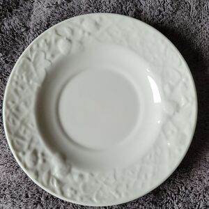 International Tableworks Arbor‎ China Saucer White  with strawberry pattern